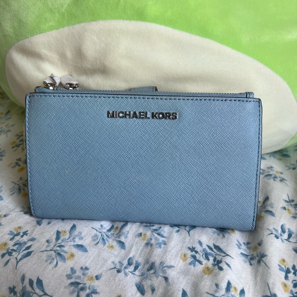 Michael Kors Large Double Zip Wristlet Leather Wallet - Picture 1 of 9
